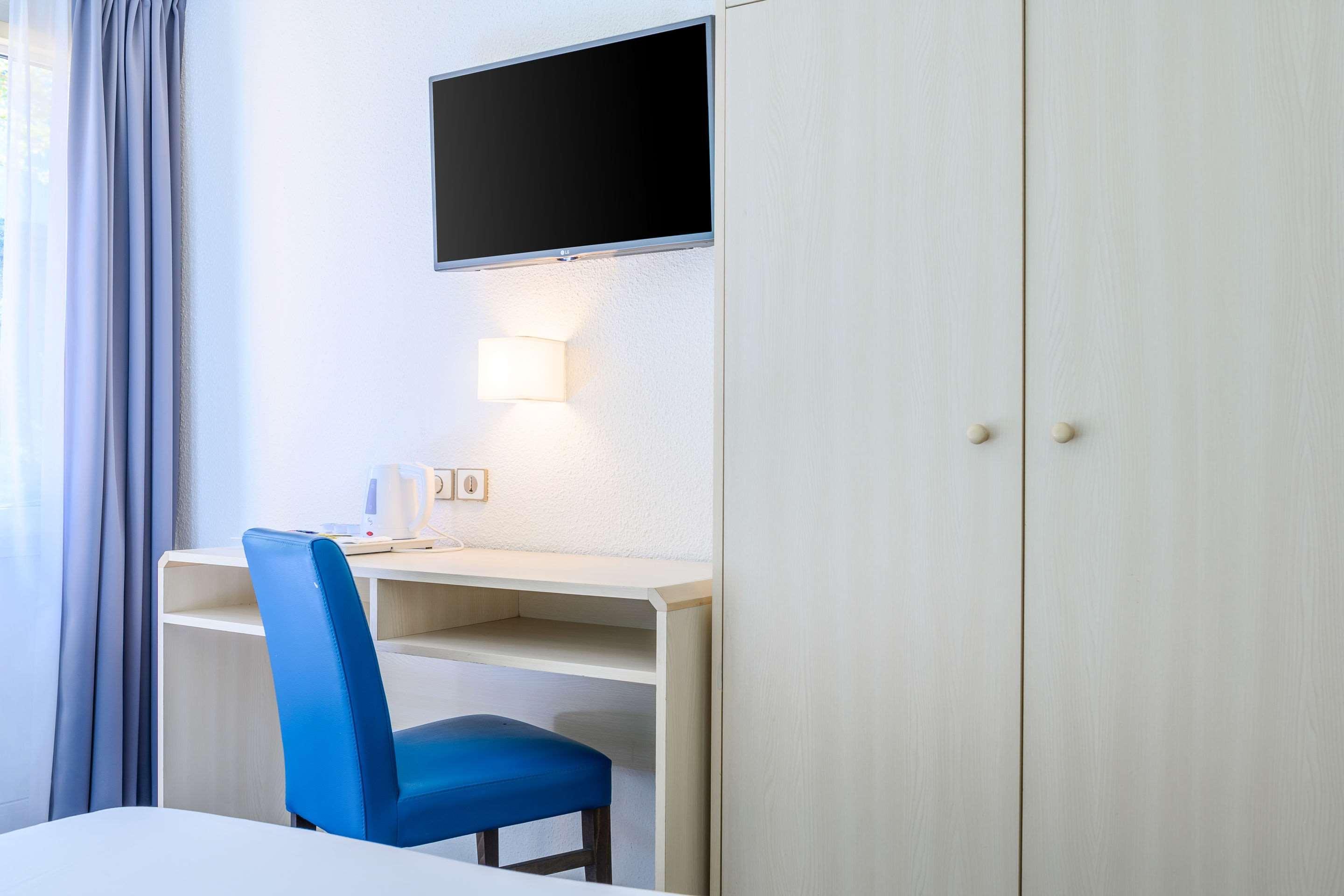 Comfort Hotel Orleans Саран Екстериор снимка